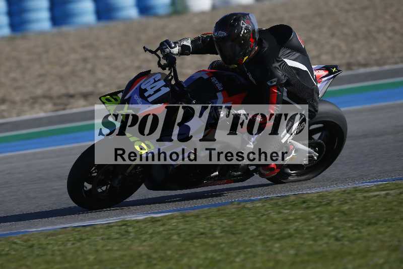 /Archiv-2024/02 29.01.-02.02.2024 Moto Center Thun Jerez/Gruppe gruen-green/641